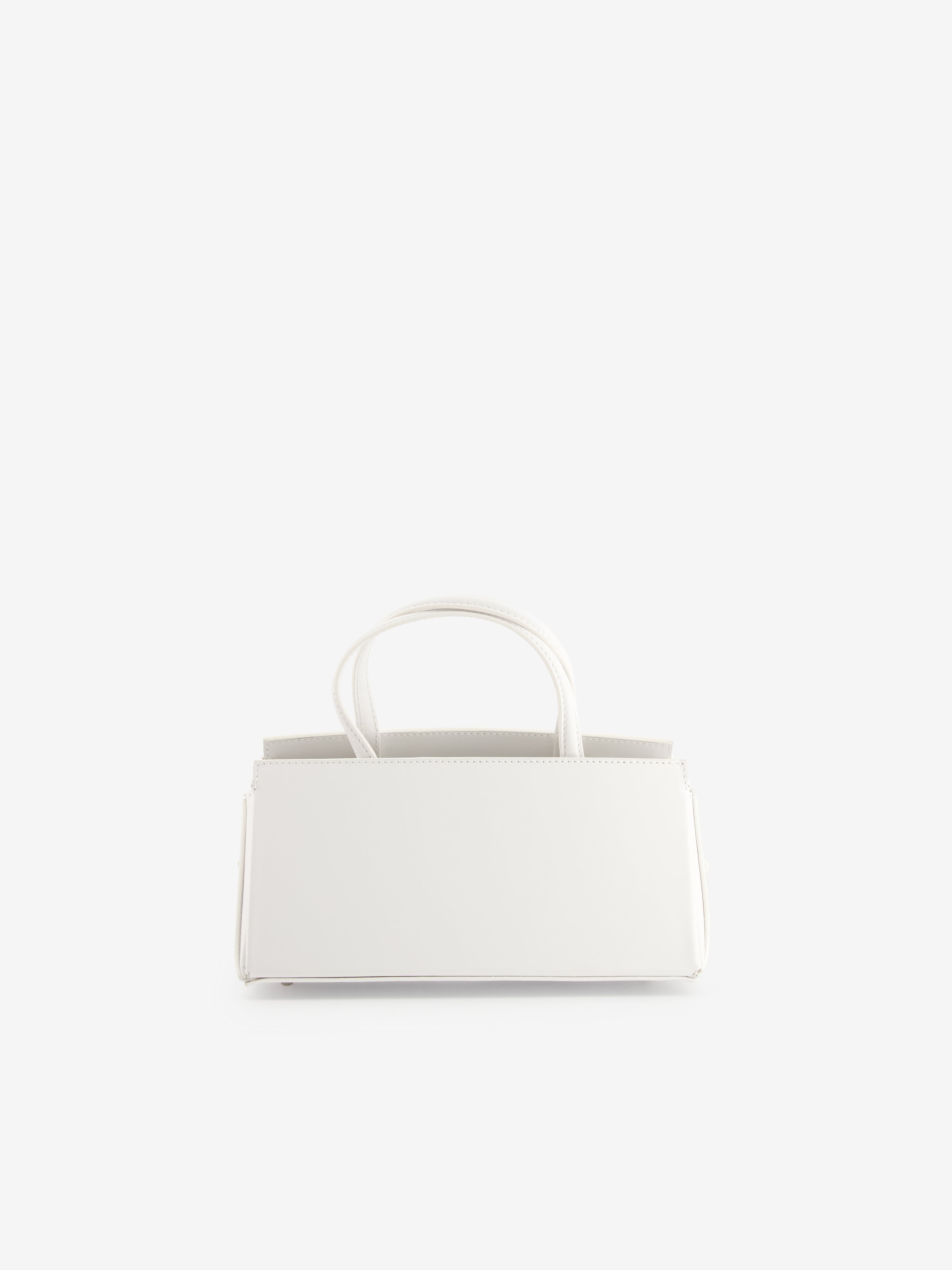 V2 Baguette White